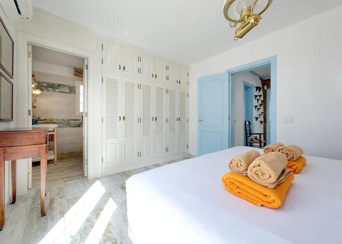 Tatil Evi L Azdora La Concha Luxury House-shared Pool *