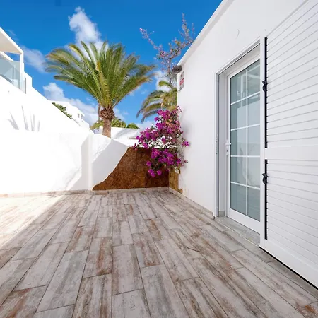 L Azdora La Concha Luxury House * Playa Honda (Lanzarote)
