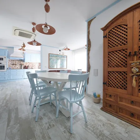 L Azdora La Concha Luxury House-shared Pool 宏达海滩